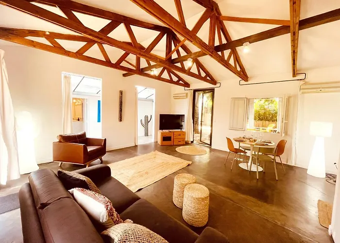 Tatil Evi Le Patio, Jardin Privatif, Tennis *